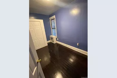 732 E 223rd Street, Bronx, NY 10466 - Photo 4