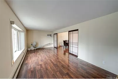 2465 Woodland Avenue, Wantagh, NY 11793 - Photo 4