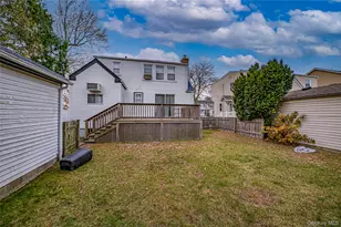 2465 Woodland Ave, Wantagh, NY 11793 - Photo 22