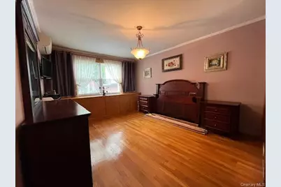 71-22 Calamus Avenue, Woodside, NY 11377 - Photo 6