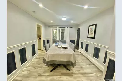 107 Baker Hill Road S, Great Neck, NY 11023 - Photo 8