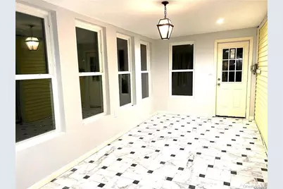 107 Baker Hill Road S, Great Neck, NY 11023 - Photo 6