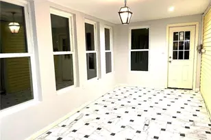 107 Baker Hill Road S, Great Neck, NY 11023 - Photo 6