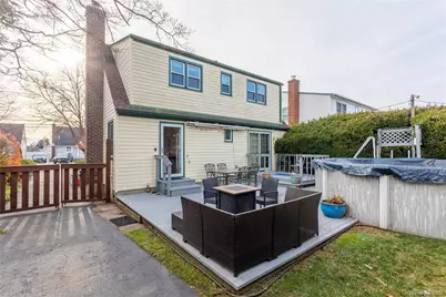 1020 Polk Avenue, Franklin Square, NY 11010 - Photo 16