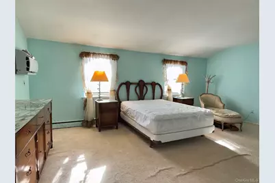 15 Sherry Lane, Hauppauge, NY 11788 - Photo 16