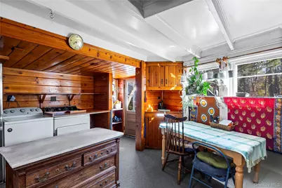 403 Middle Road, Bayport, NY 11705 - Photo 20