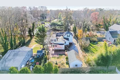 403 Middle Road, Bayport, NY 11705 - Photo 40