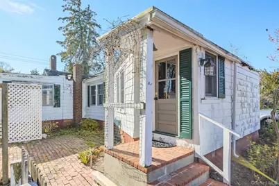 403 Middle Road, Bayport, NY 11705 - Photo 34