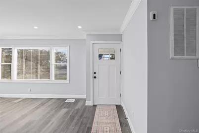 4 Somerset Road N, Amityville, NY 11701 - Photo 10