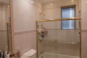 80-11 78th Ave, Glendale, NY 11385 - Photo 8