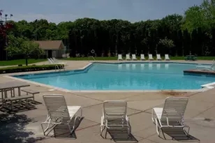 3 Laramie Ct, Coram, NY 11727 - Photo 4