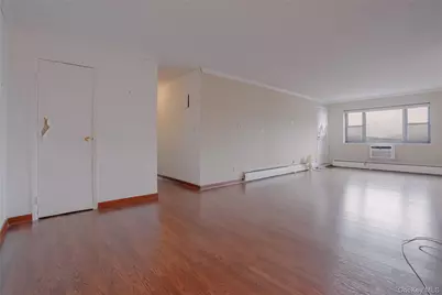 100 Diplomat Drive #8M, Mount Kisco, NY 10549 - Photo 8