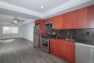 311 West Main St, Patchogue, NY 11772 - Photo 4