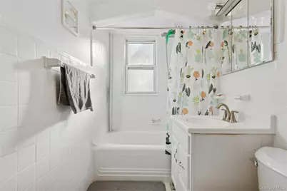 107 Pacific Boulevard, Long Beach, NY 11561 - Photo 10