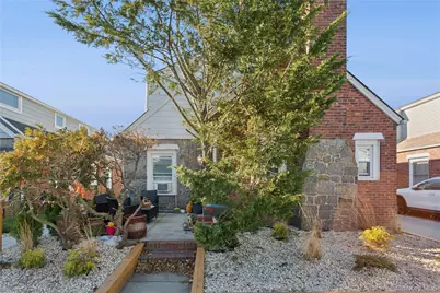 107 Pacific Boulevard, Long Beach, NY 11561 - Photo 20