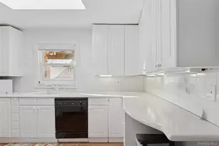 107 Pacific Blvd, Long Beach, NY 11561 - Photo 6