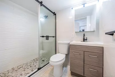 1822 Astoria Park S, Astoria, NY 11102 - Photo 18