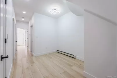 1822 Astoria Park S, Astoria, NY 11102 - Photo 12