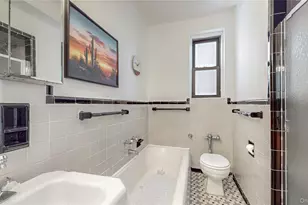 69-40 Yellowstone Blvd, Forest Hills, NY 11375 - Photo 18