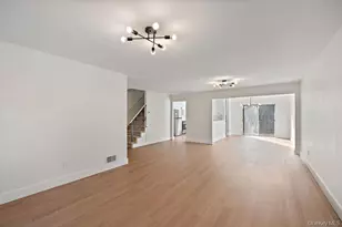 482 Iroquois Ct, Suffern, NY 10901 - Photo 12