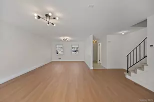 482 Iroquois Ct, Suffern, NY 10901 - Photo 10