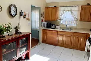 99 Ormond St, Hempstead, NY 11550 - Photo 2