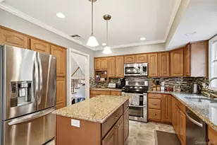 6 Joseph Ct, East Northport, NY 11731 - Photo 12