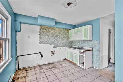 156 Beach 60th Street, Arverne, NY 11692 - Photo 4