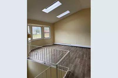 20 Westfield Road, Coram, NY 11727 - Photo 8