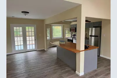 20 Westfield Road, Coram, NY 11727 - Photo 2