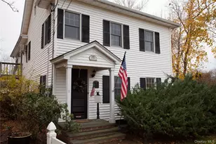 49925 Main Rd, Southold, NY 11971 - Photo 2