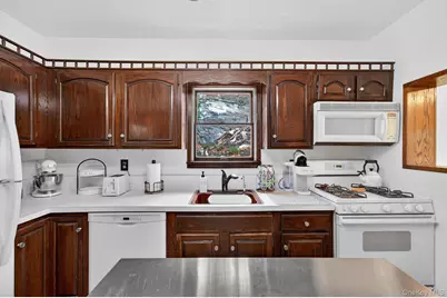 23 Stone Ridge Road, Tuxedo Park, NY 10987 - Photo 16