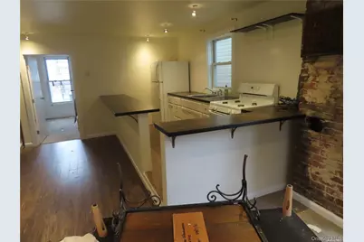 45 Deer Park Avenue #2nd fl, Babylon, NY 11702 - Photo 4