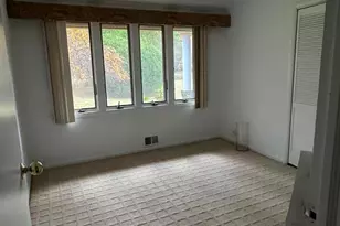 4 Norgate Rd, Glen Head, NY 11545 - Photo 12