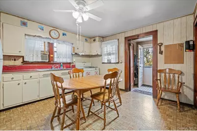 50 E 9th Street, Huntington Station, NY 11746 - Photo 14