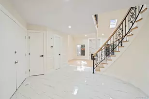 2 Heiko Ct, Northport, NY 11768 - Photo 4