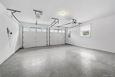 41 Edcris Lane, Huntington, NY 11743 - Photo 40