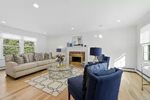 41 Edcris Ln, Huntington, NY 11743 - Photo 8