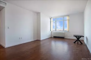 40-26 College Point Blvd, Flushing, NY 11354 - Photo 4