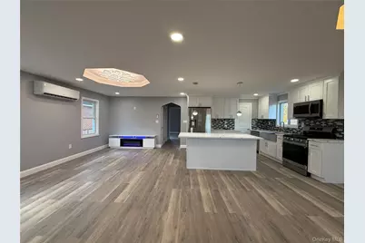 130-16 233rd, Rosedale, NY 11422 - Photo 2