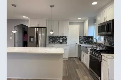 130-16 233rd, Rosedale, NY 11422 - Photo 6