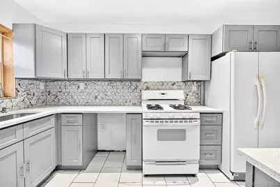 1304 Hobart Avenue, Bronx, NY 10461 - Photo 8
