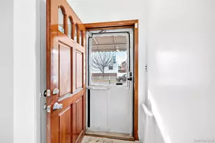 1304 Hobart Ave, Bronx, NY 10461 - Photo 16