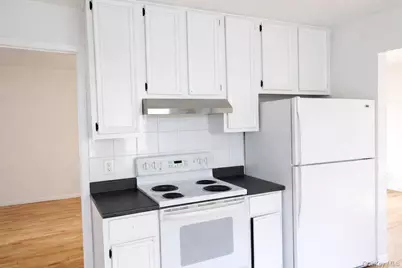 23-10 Waters Edge Drive, Bayside, NY 11360 - Photo 10