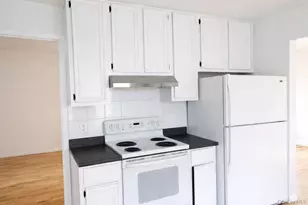 23-10 Waters Edge Dr, Bayside, NY 11360 - Photo 10