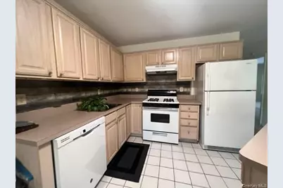 310 Jersey Avenue #5, Greenwood Lake, NY 10925 - Photo 8