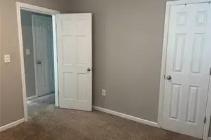 248-15 89th Ave, Bellerose, NY 11426 - Photo 6