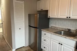 248-15 89th Ave, Bellerose, NY 11426 - Photo 4