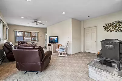 161 Fordham Avenue, Medford, NY 11763 - Photo 6