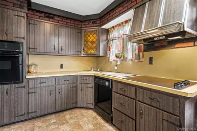 161 Fordham Avenue, Medford, NY 11763 - Photo 14